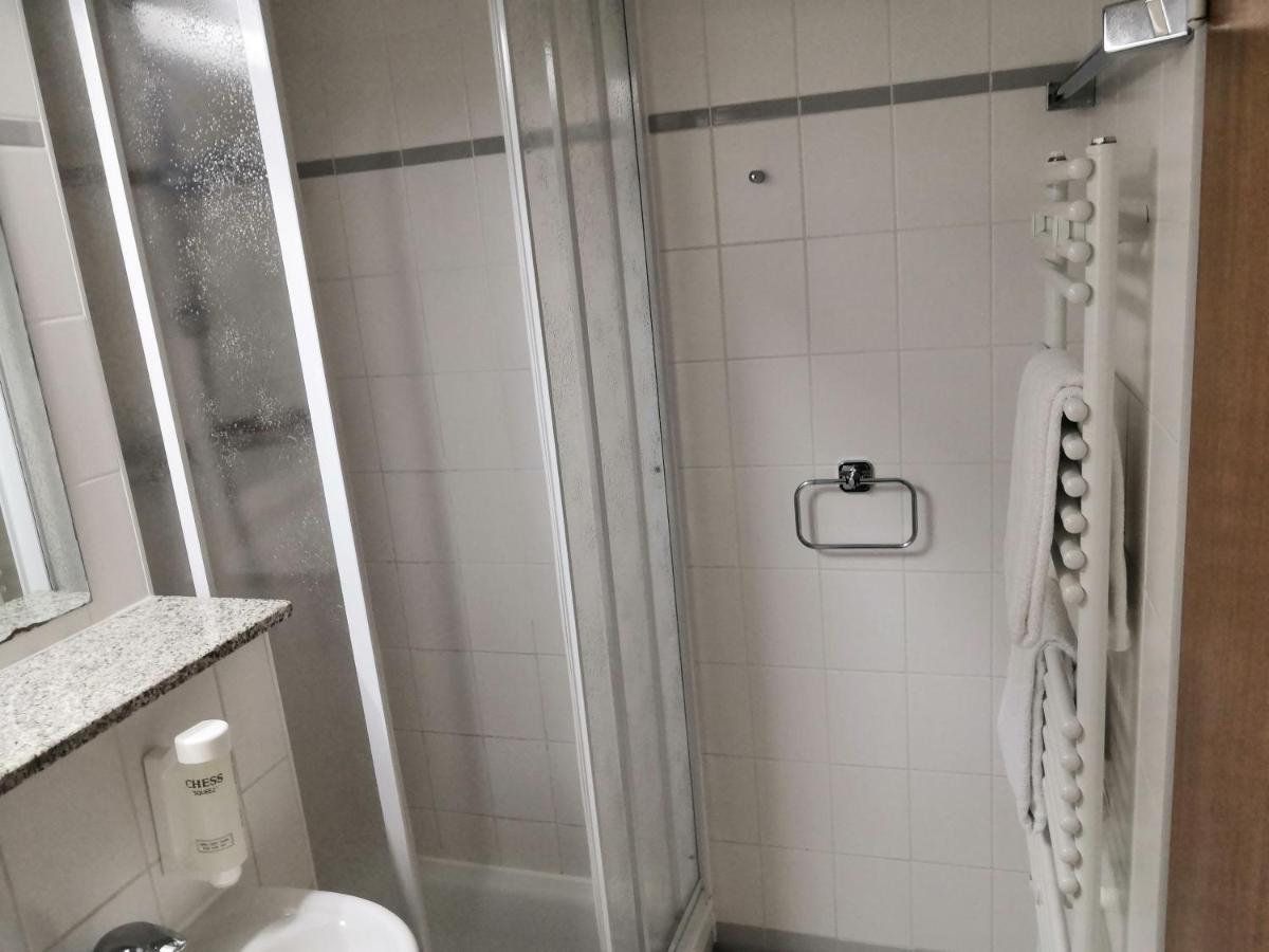 Ruegen-Hotel Sassnitz Bagian luar foto