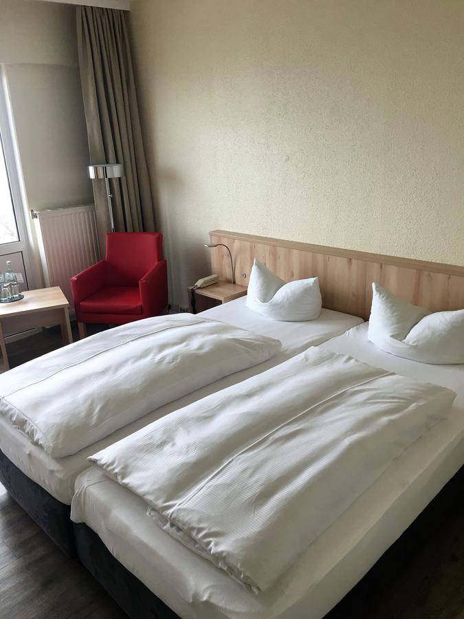 Ruegen-Hotel Sassnitz Bagian luar foto