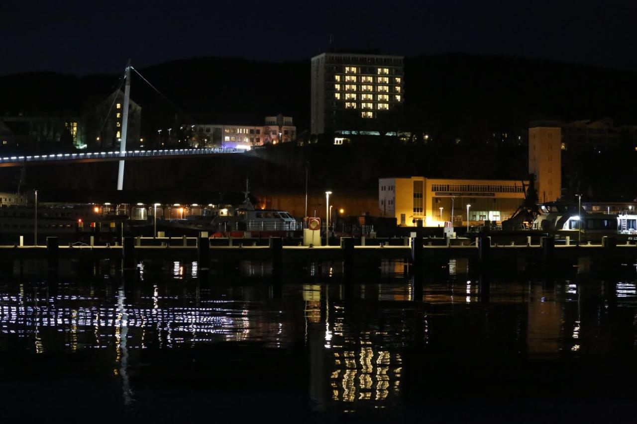 Ruegen-Hotel Sassnitz Bagian luar foto